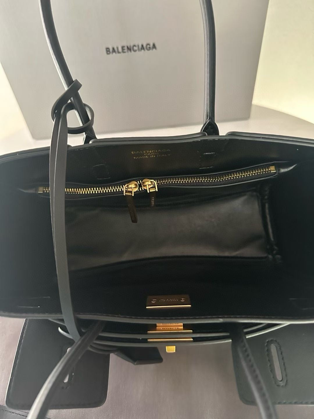 Balenc*aga Unisex Bag