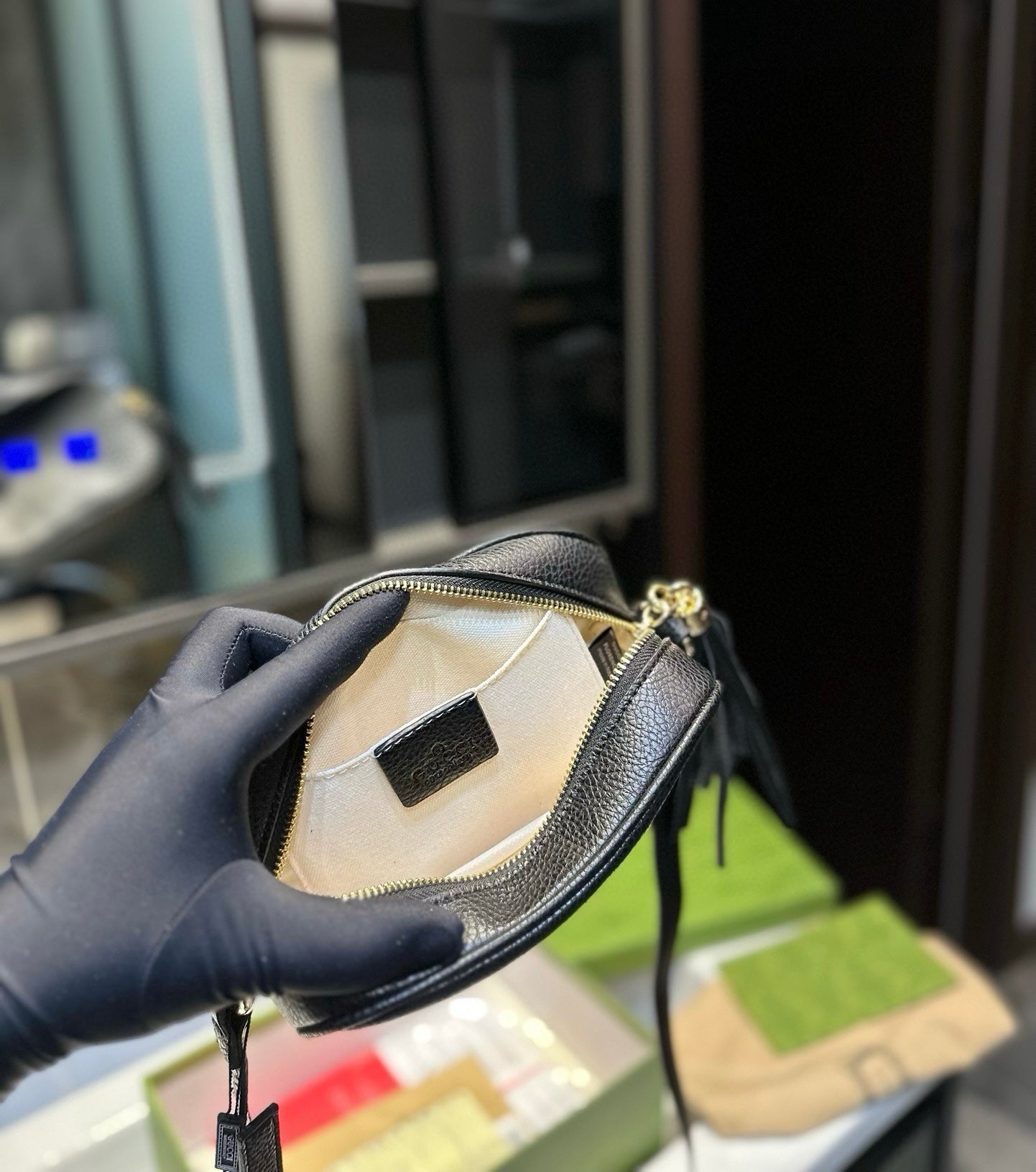 GG Famous Cross Body bags ( 8 Colours )