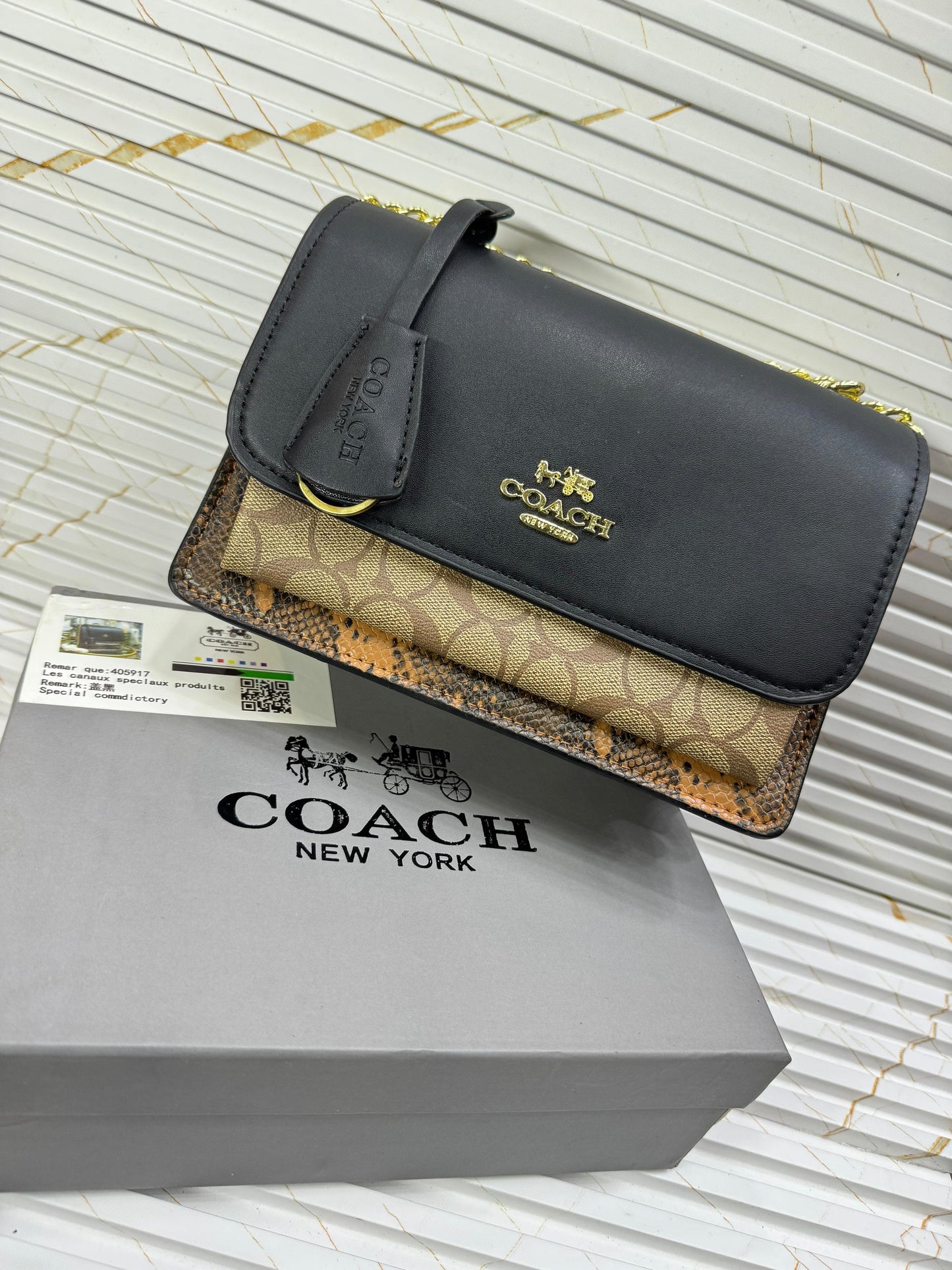 C*ach Bag ( 2 Shades )