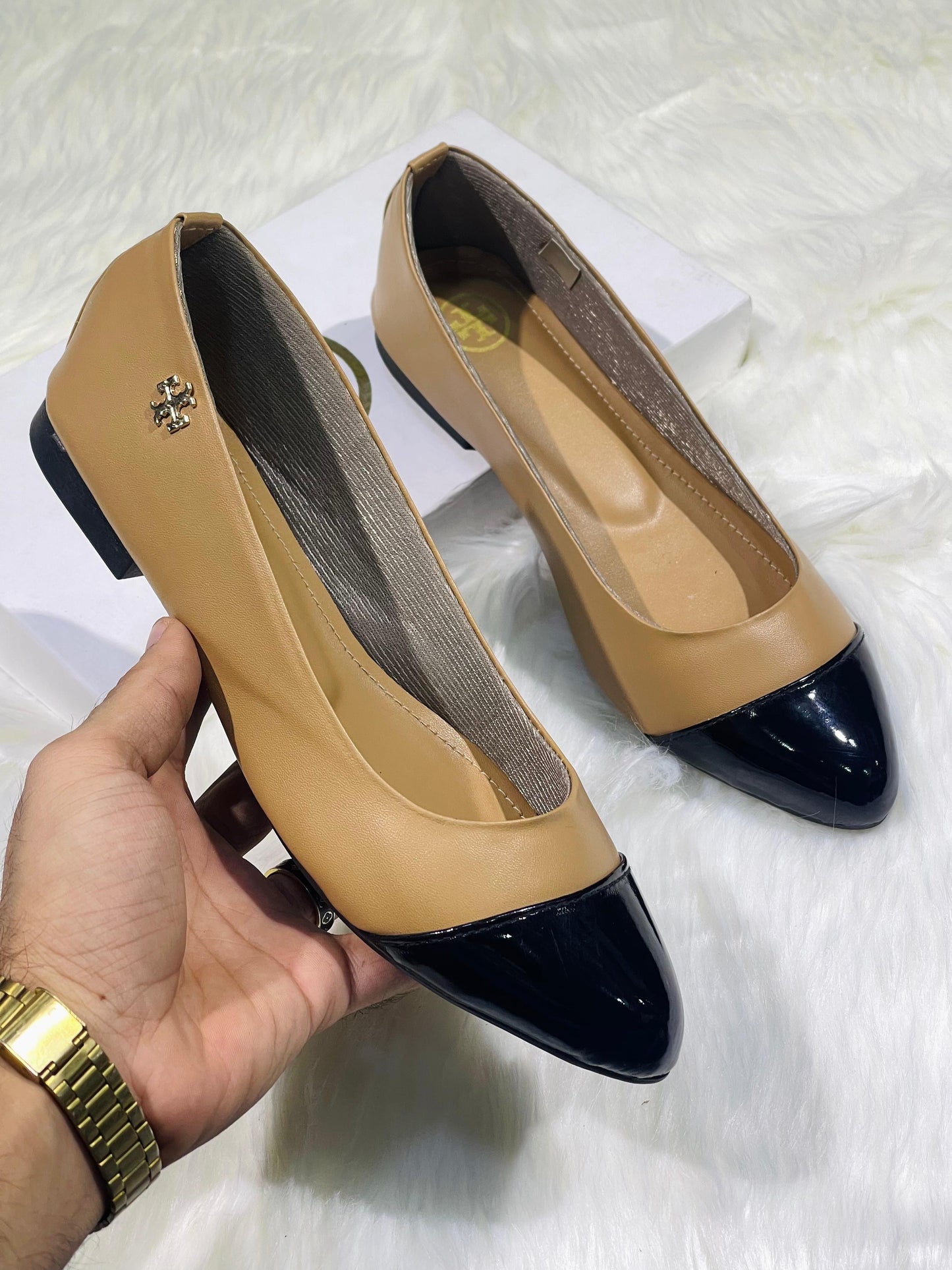 Ch*nel Pumps ( 2 Colours )