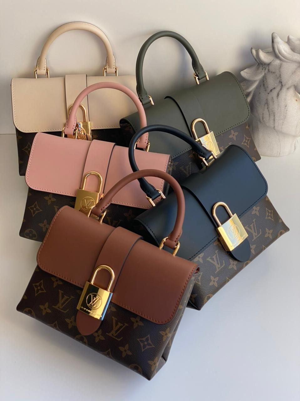 Lv Brand Bag ( 5 Colours )