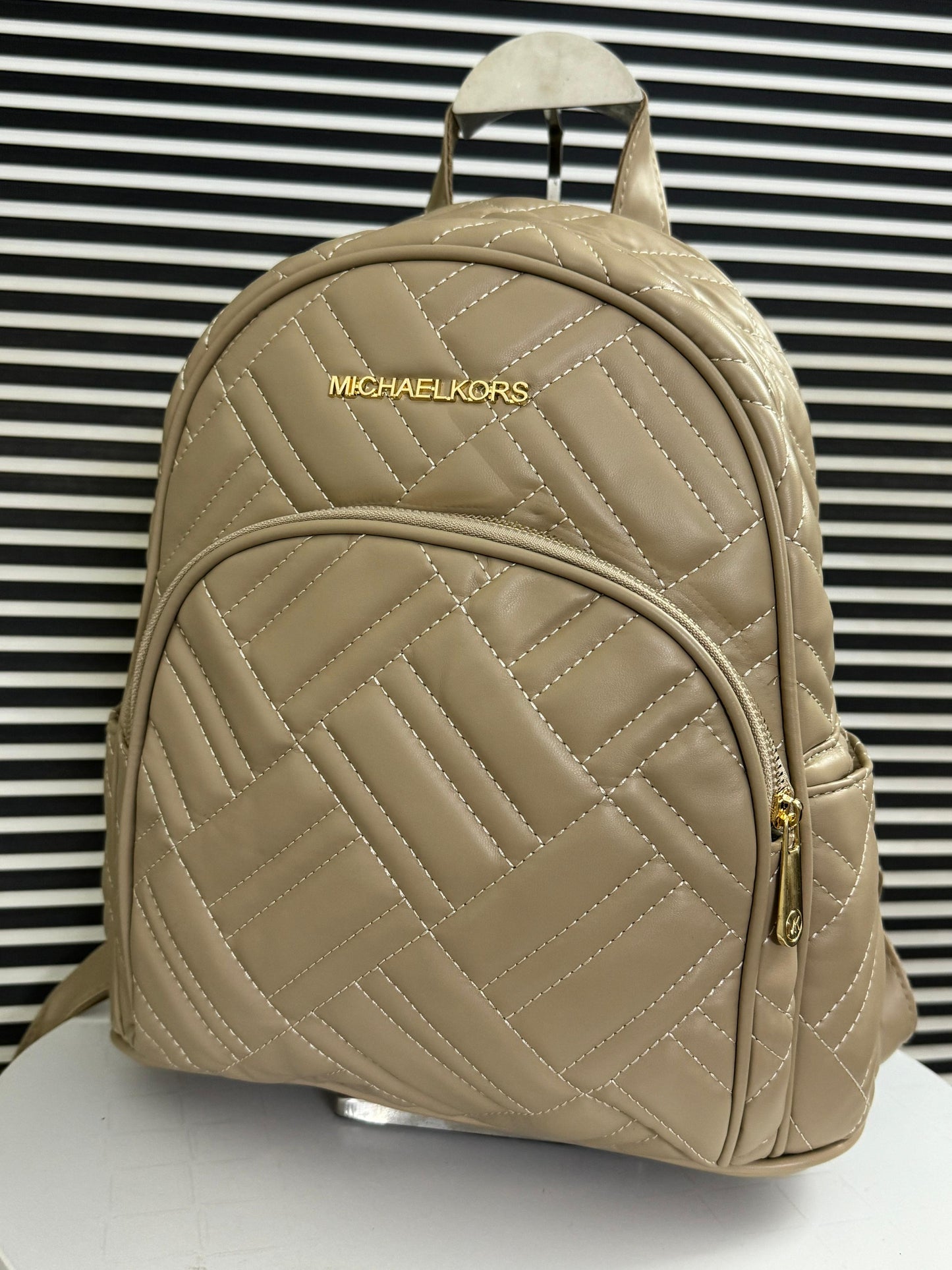 MK Hot Selling Bag-packs ( 3 Colours )