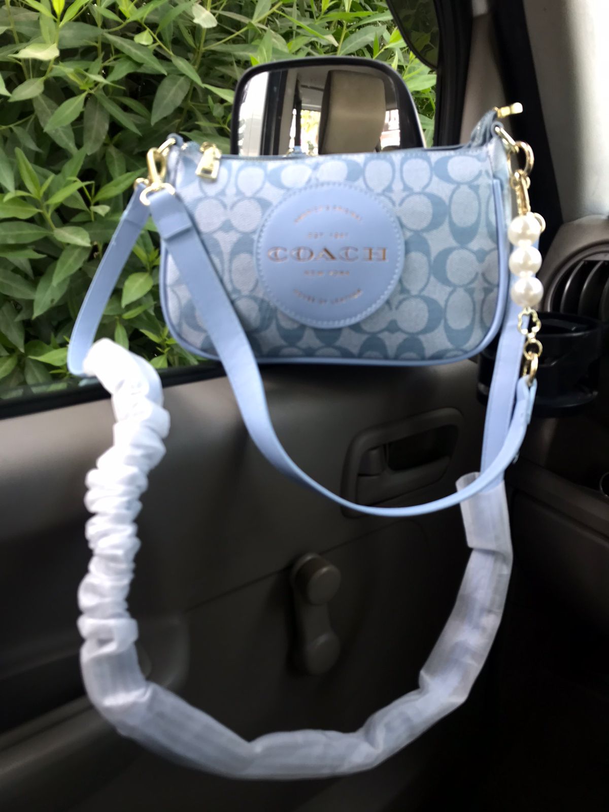 C*ach Sling Bag ( 4 Colours )