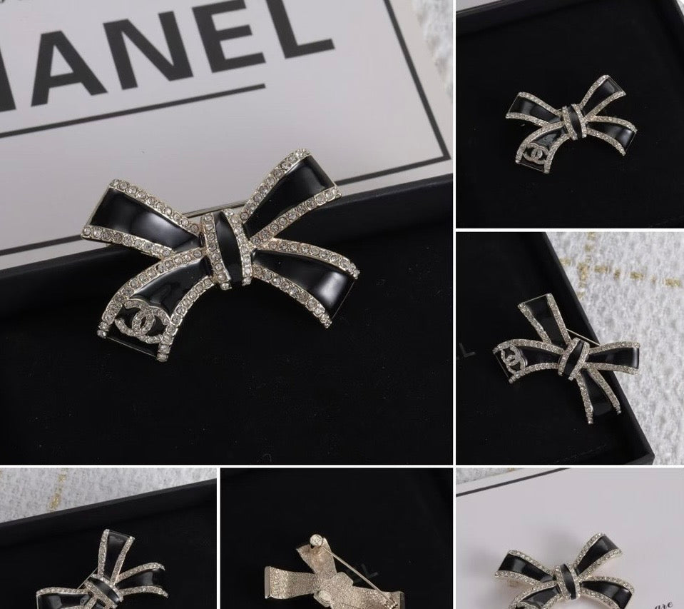 Cha*el Ear-ring ( Code : A3C )