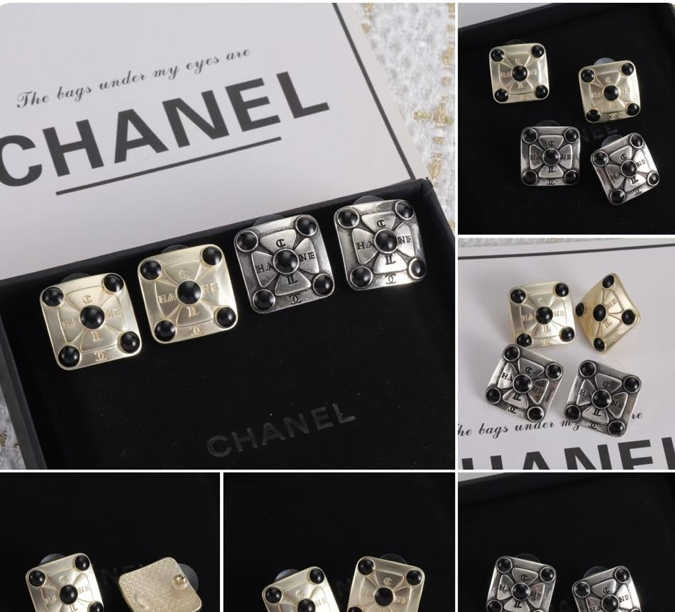 Cha*el Ear-ring ( Code : A8 )