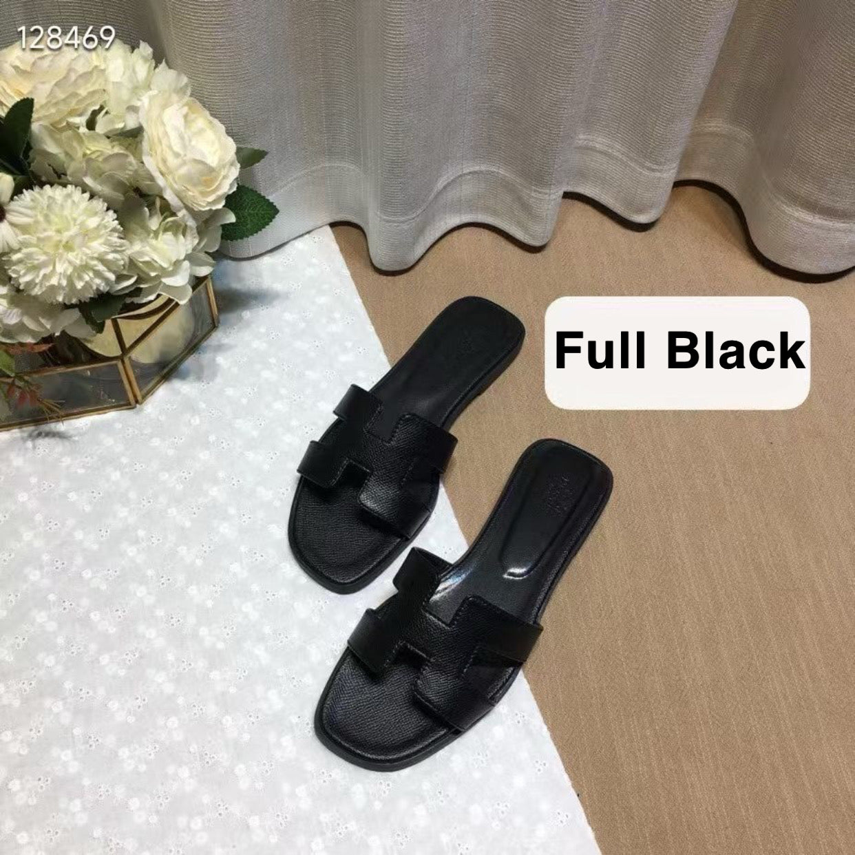 H*rmes Slipper in Full Black