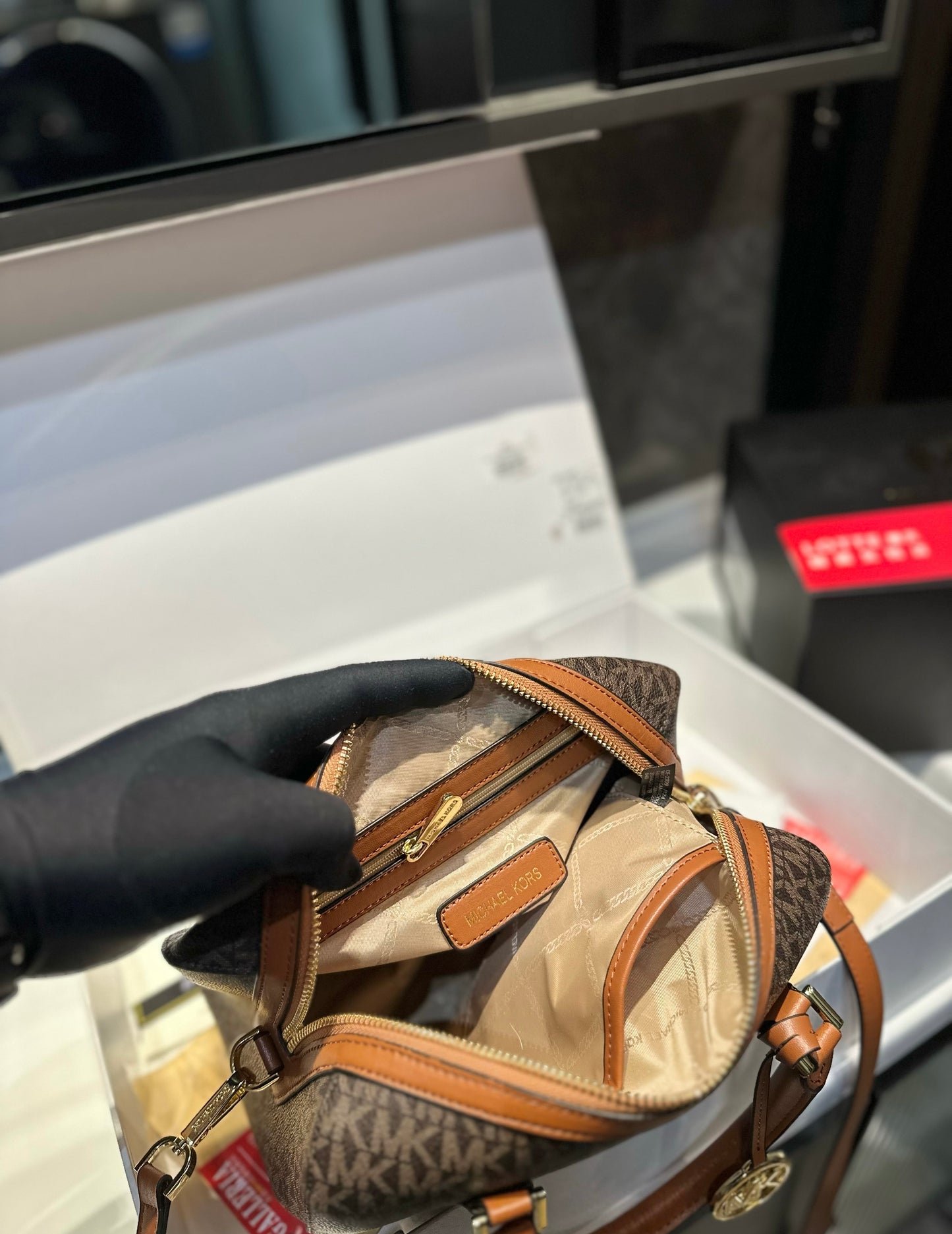 MK Most Famous Handbags ( 5 Colours )