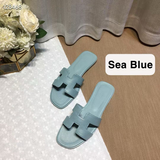 H Slipper in Sea Blue