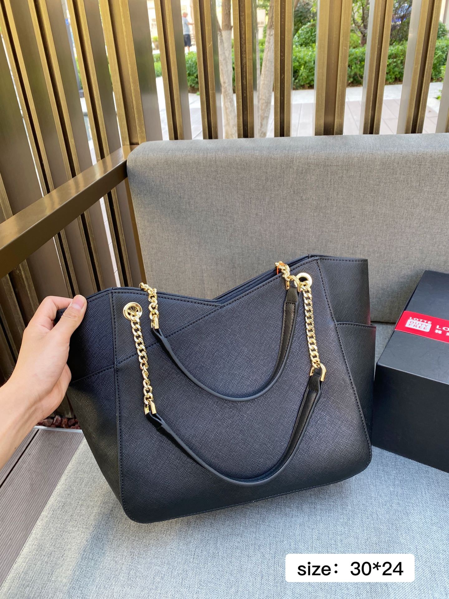 MK Tote Bag ( 4 Colours )