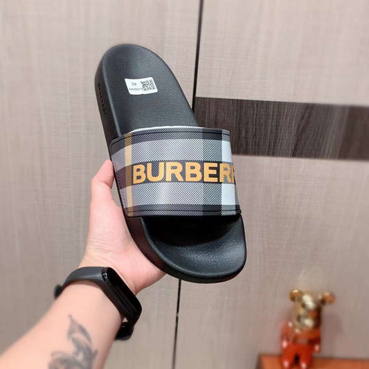 Bu*berry Men’s Slipper