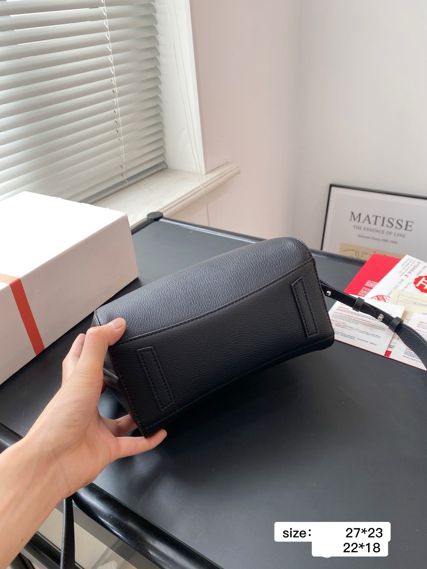 Giv*nchy Handbag ( 2 Sizes )