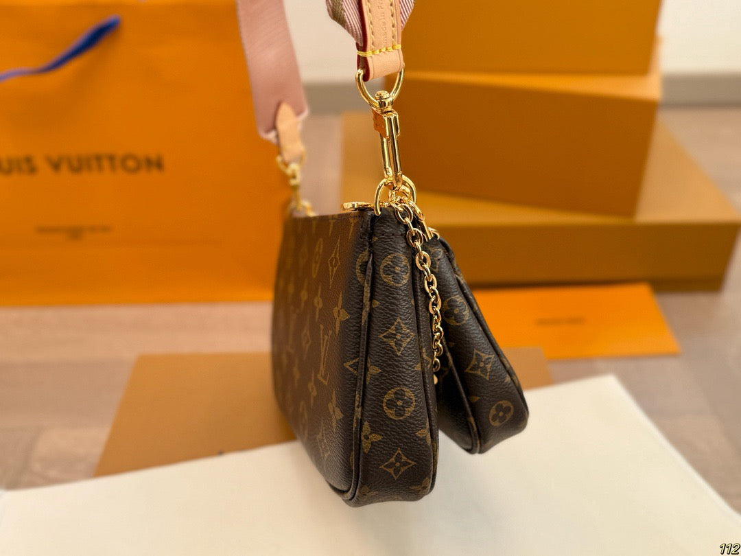 Lv Pochette Bag ( Pink Belt )