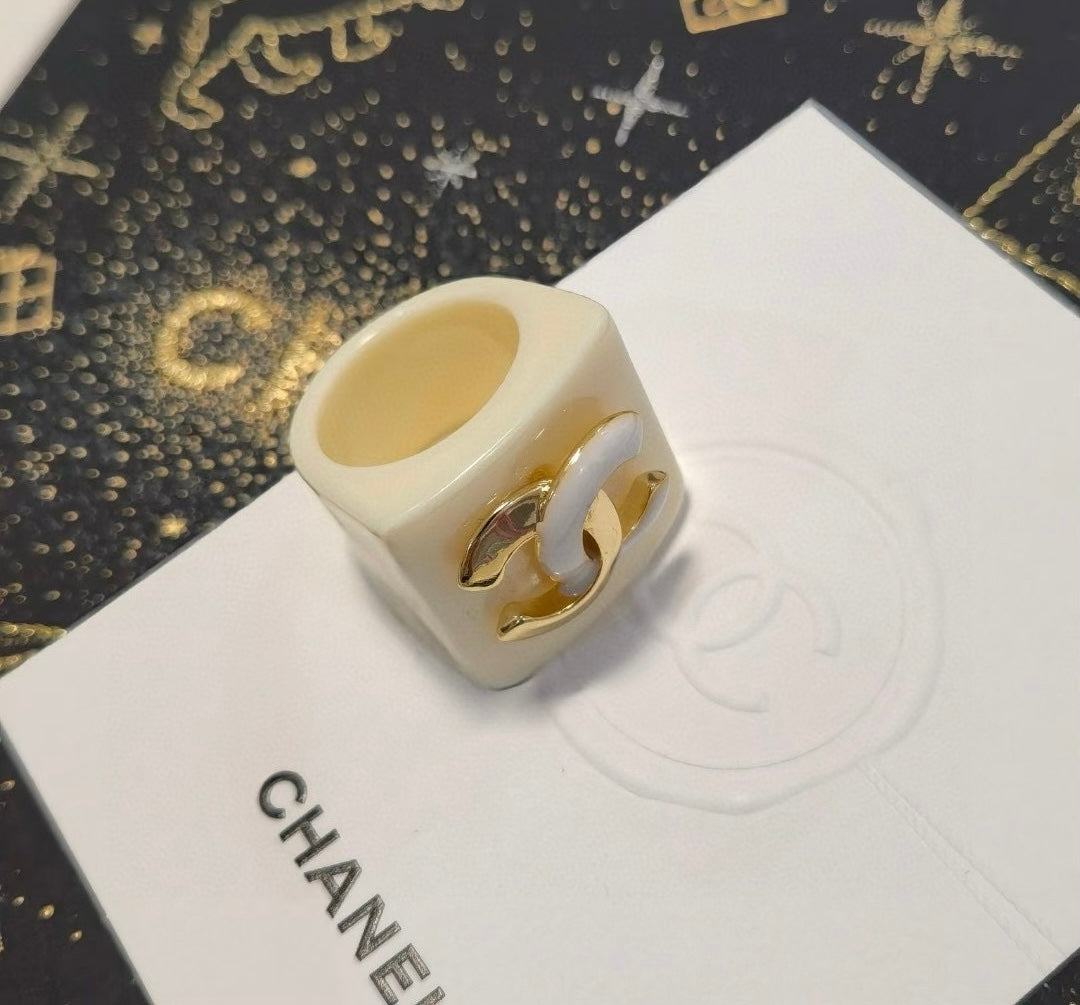 Cha*el Ring ( With Size Chart )