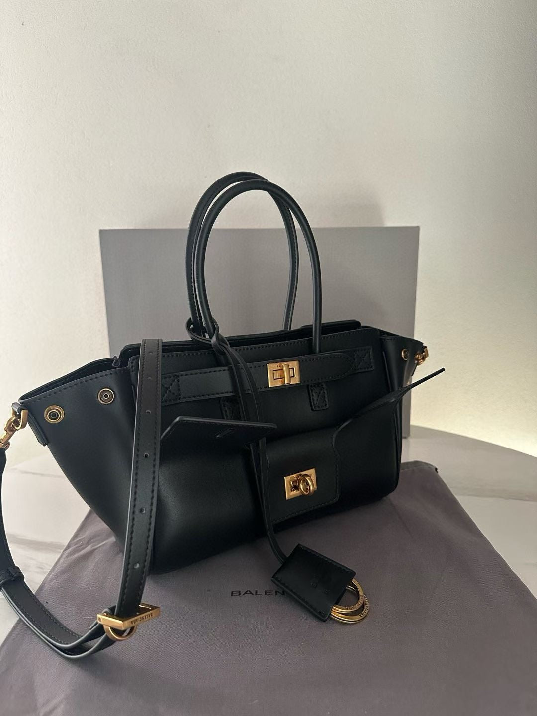 Balenc*aga Unisex Bag