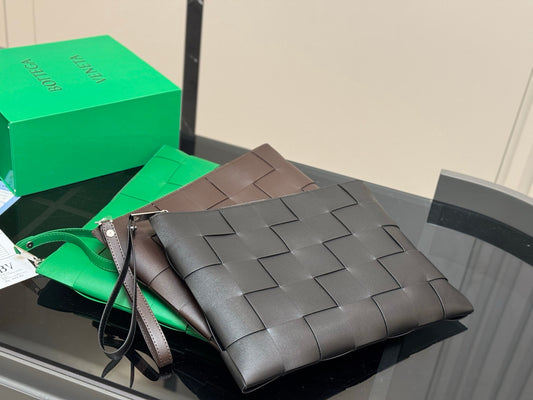 B*ttega Veneta Clutch Bag ( 3 Colours )