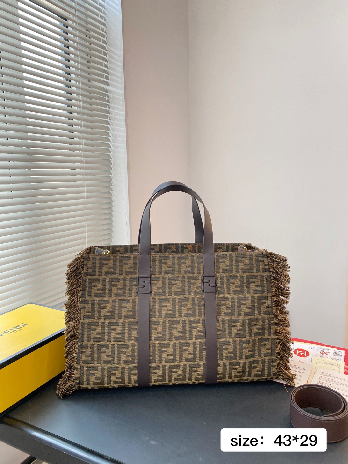 Fe*di Giant Tote Bag