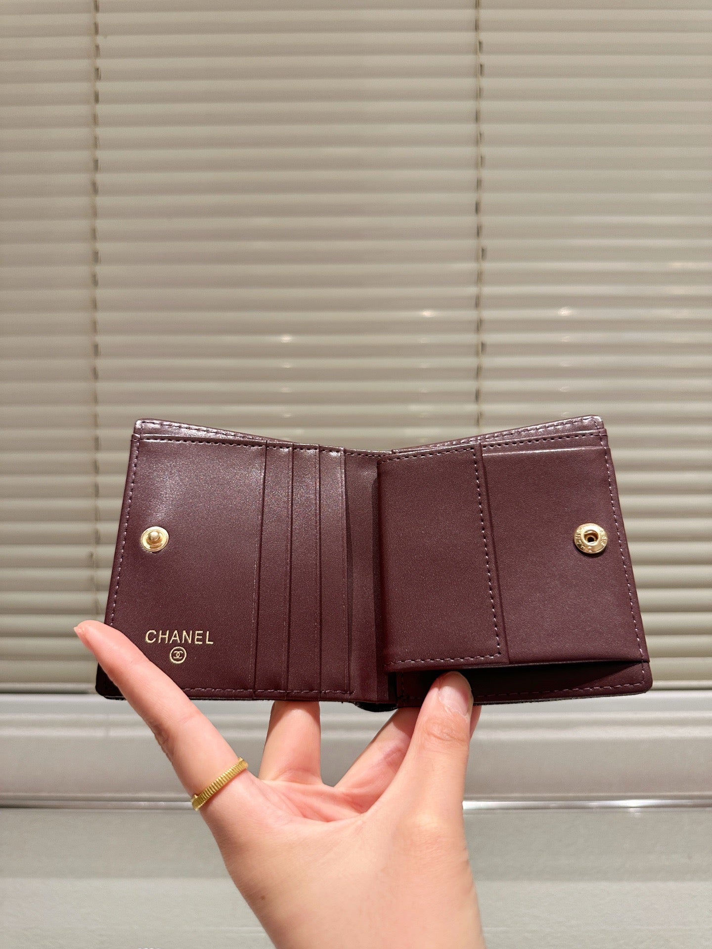 Cha*el Caviar Wallet ( 3 Colours )