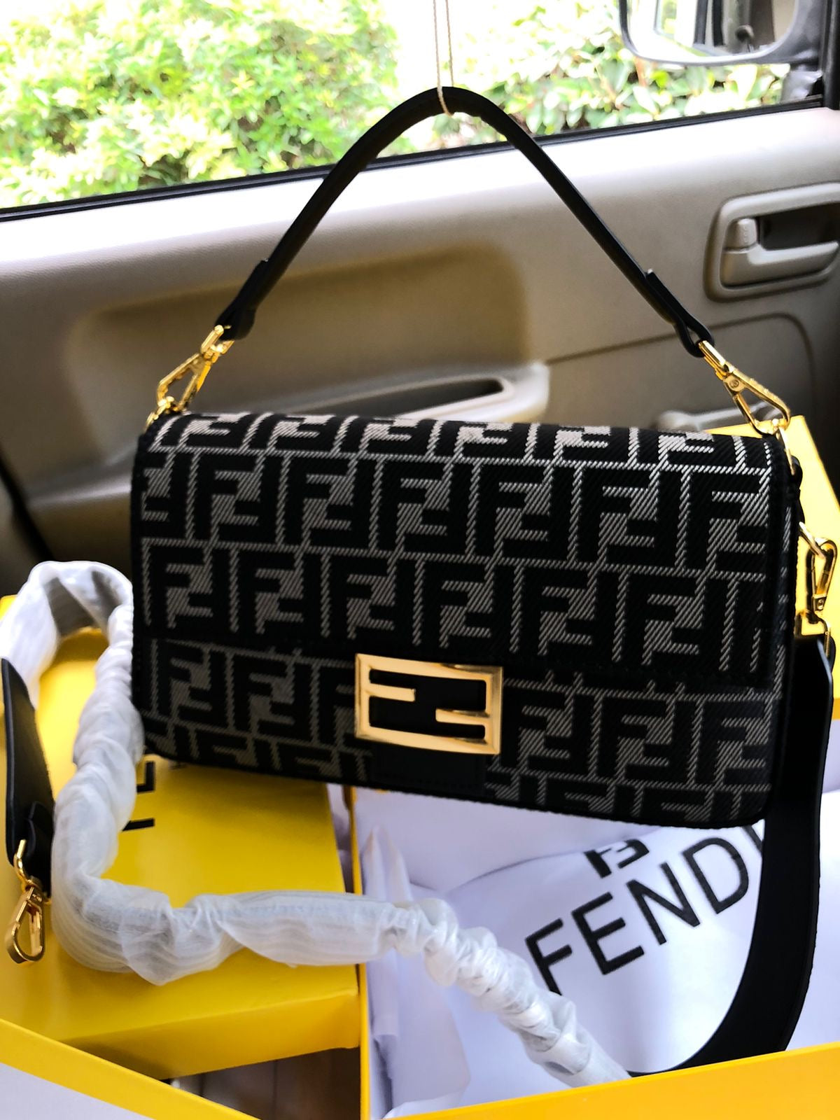 Fe*di Famous Bag