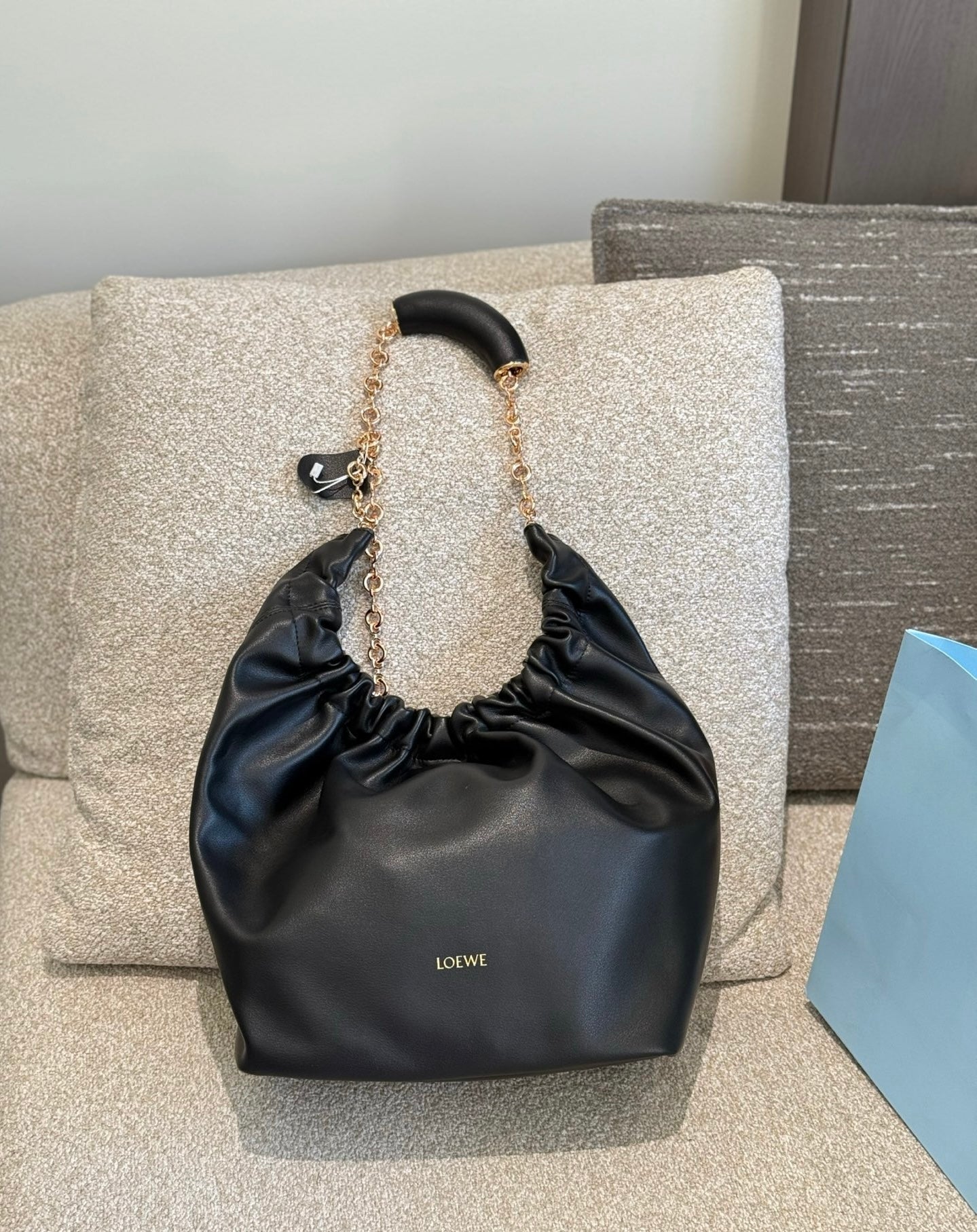 Lo*we Latest Handbags