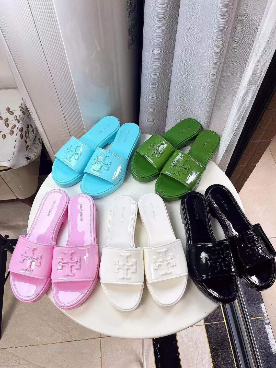 T Burch Most Demanding Slipper ( 5 Colours )