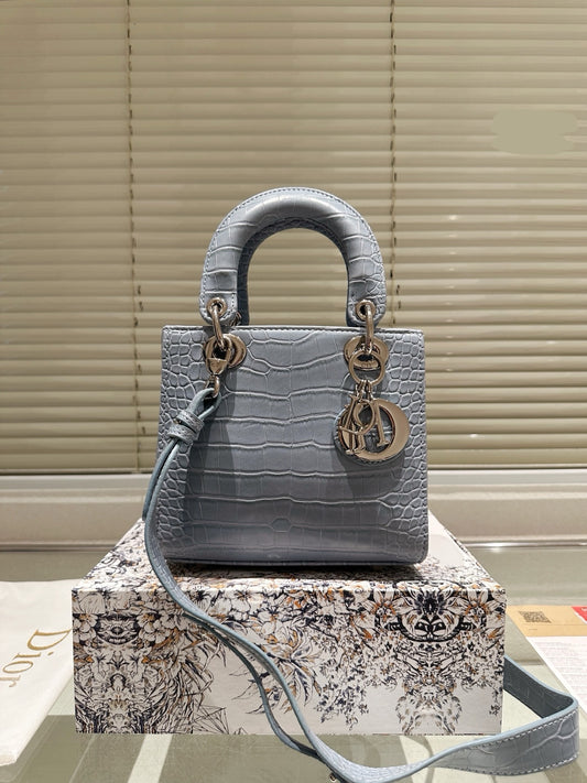 Di*r Most Demanding Bag ( 5 Colours )