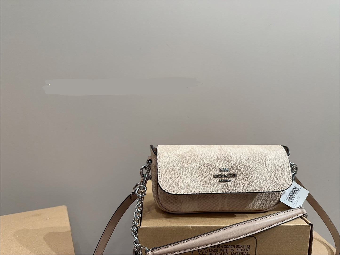 C*ach Cross Body Bag ( 4 Shades )