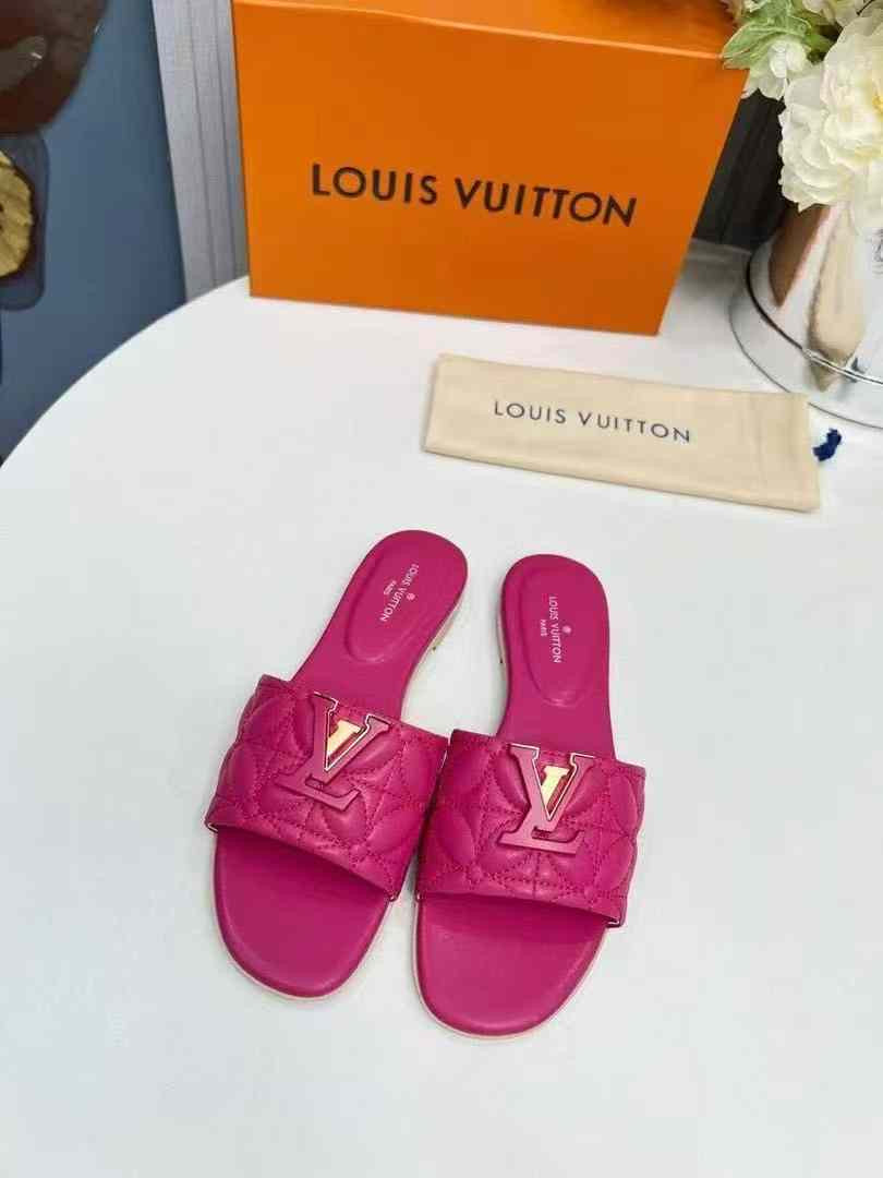 Lv Slipper ( 7 Colours )