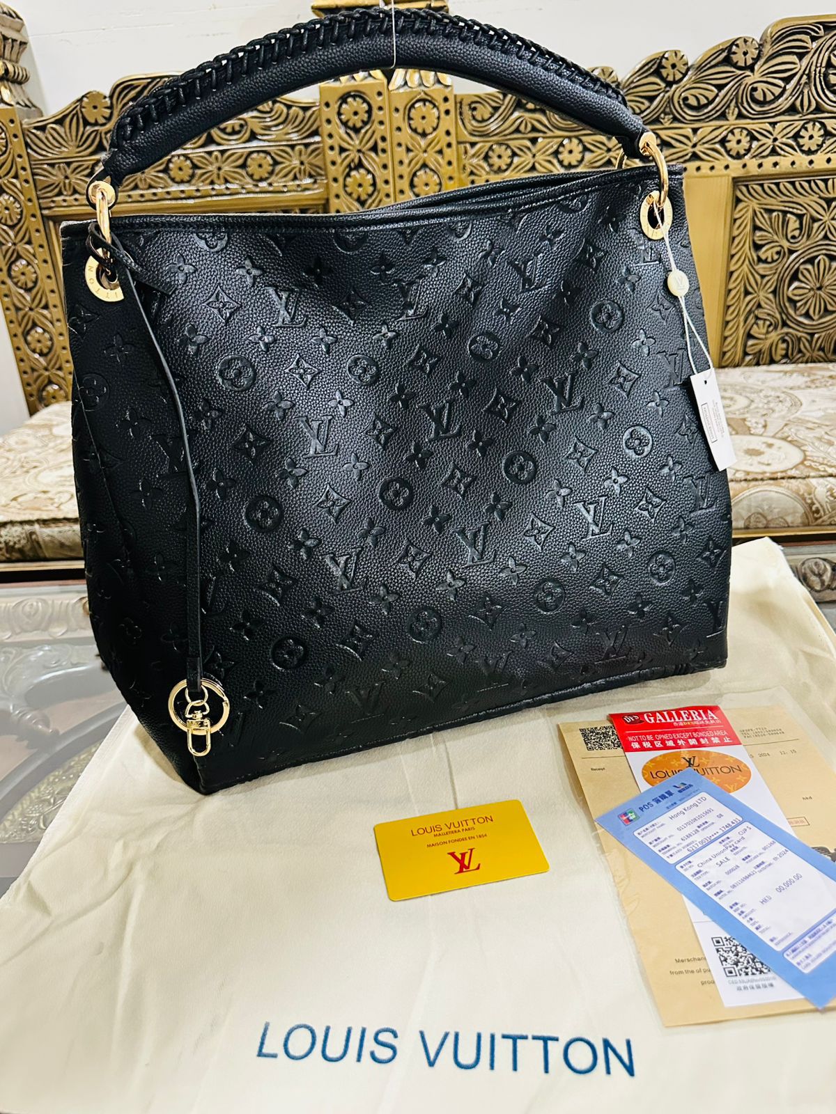 Lv Handbag