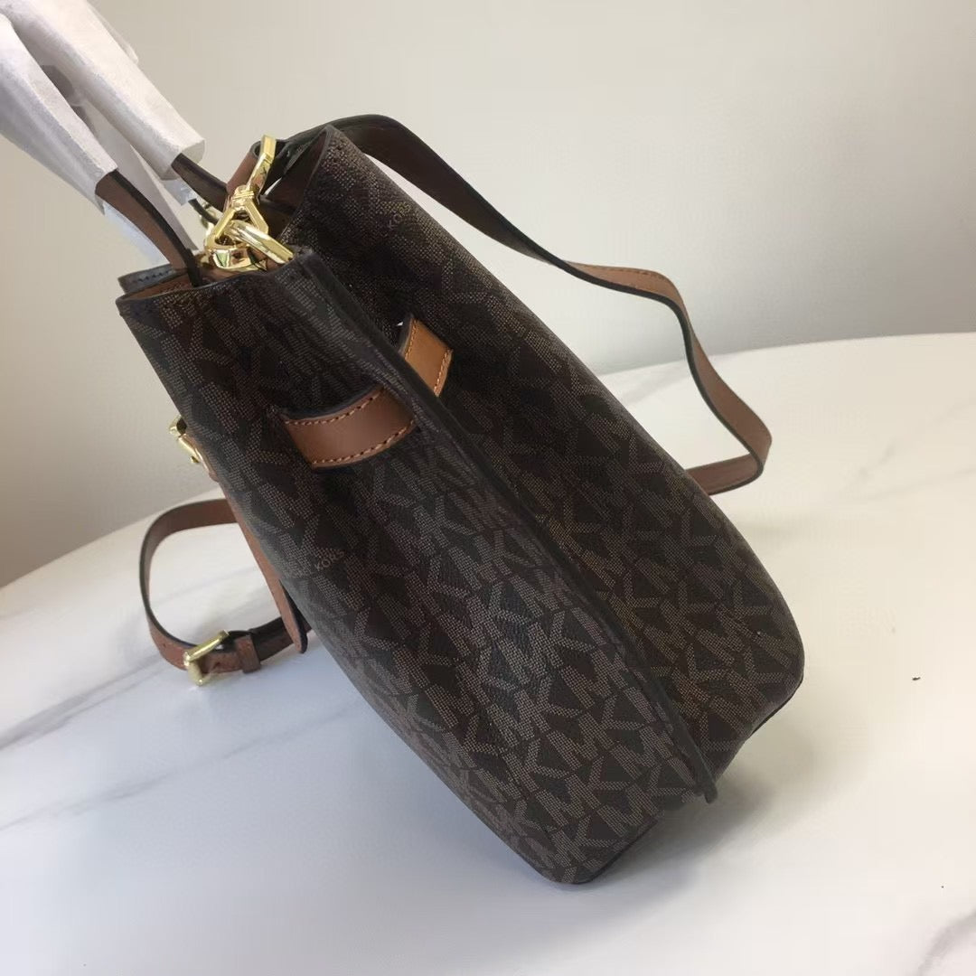 Lv Handbag ( 4 Shades )