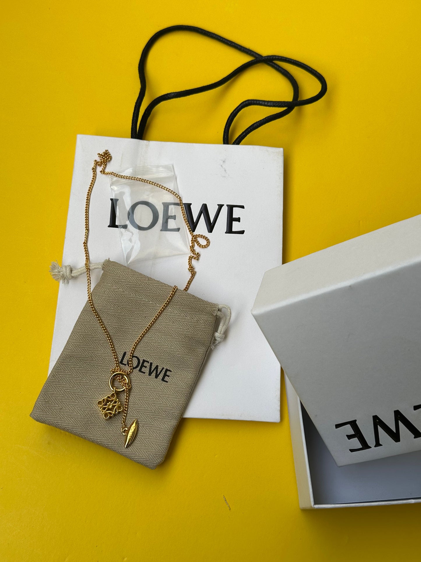 Lo*we Necklace