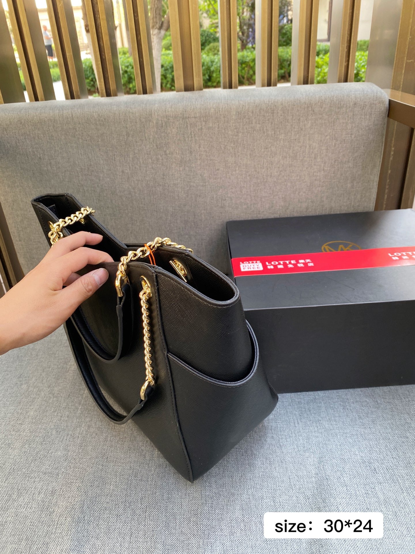 MK Tote Bag ( 4 Colours )