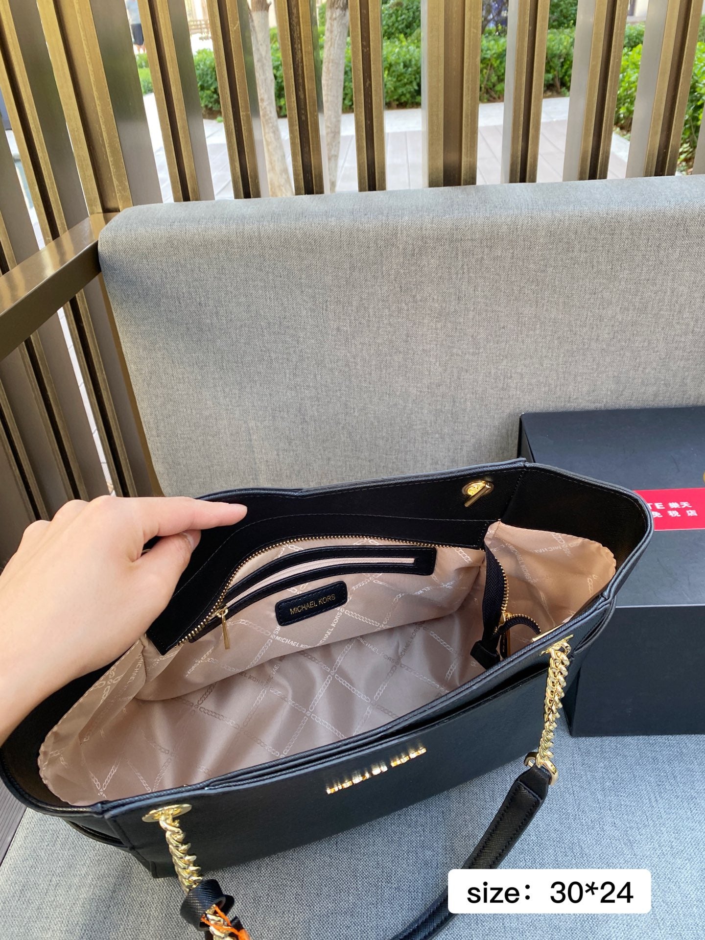 MK Tote Bag ( 4 Colours )