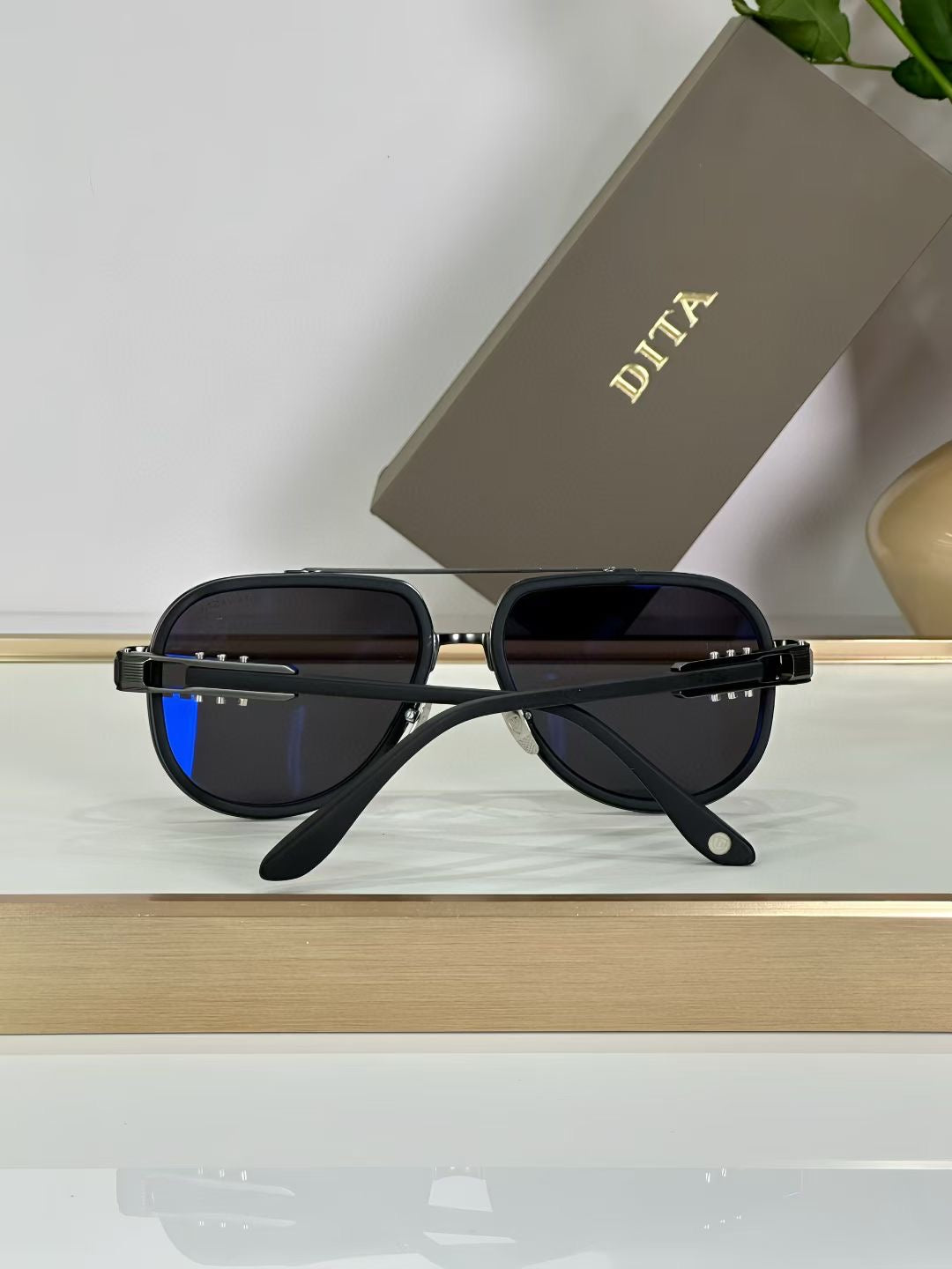 DITA - Model : DTS441 ( Multiple Shades )