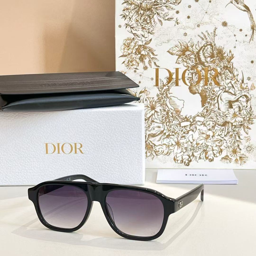 Di*r Sunglasses ( Multiple Shades )