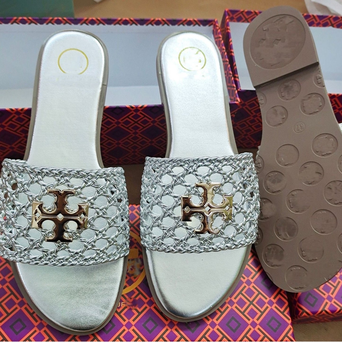 T Burch Slippers ( 4 Colours )