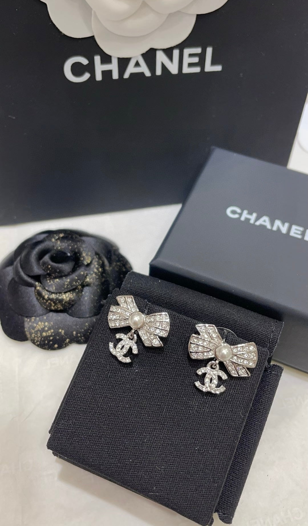 Cha*el Ear-ring ( Code : A1 )