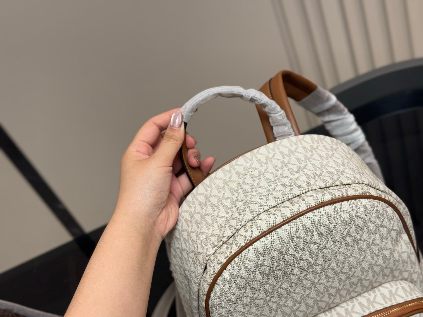 MK Bag-packs ( 2 Colours )