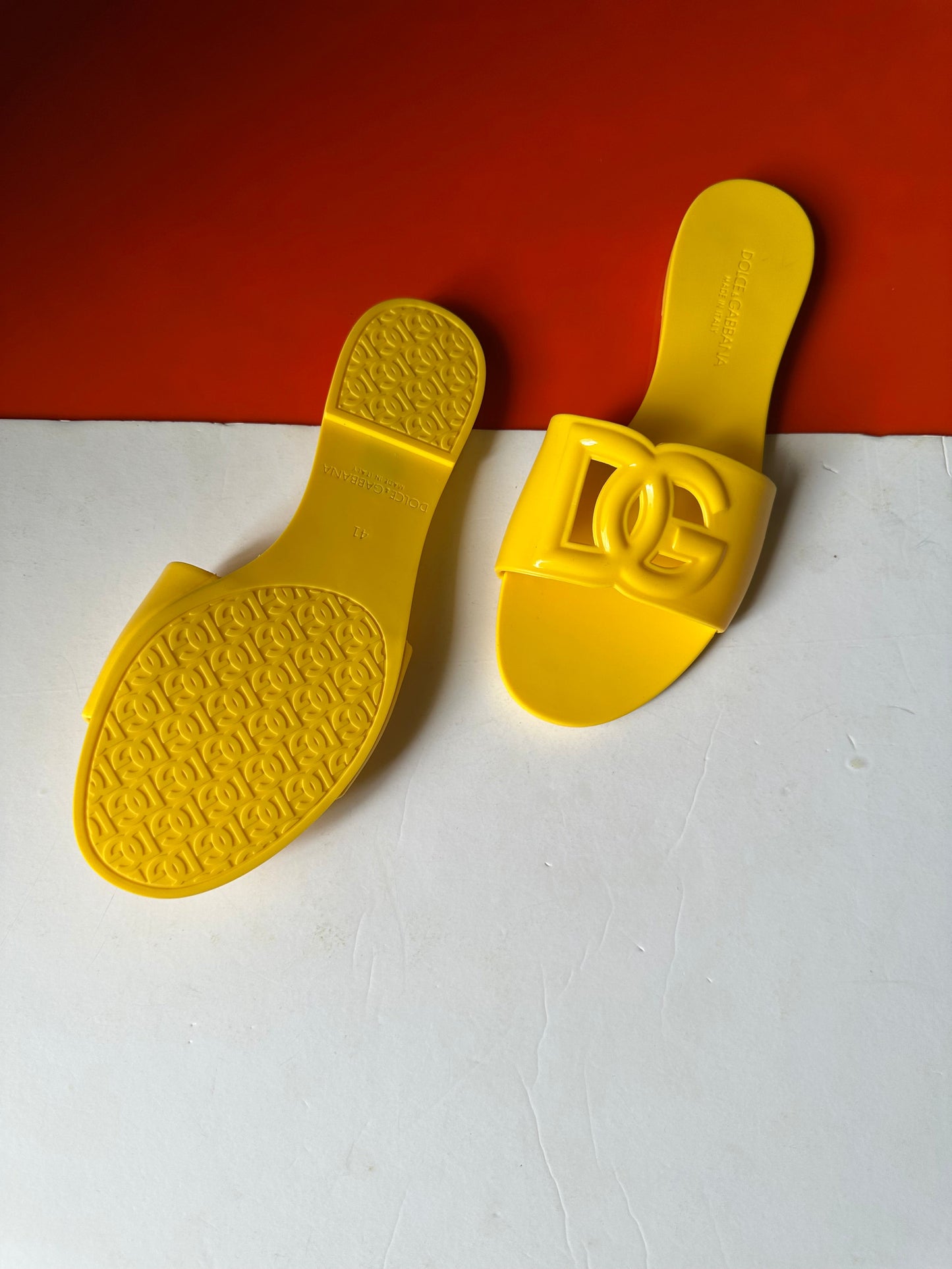 D&G Slides - Famous Brand