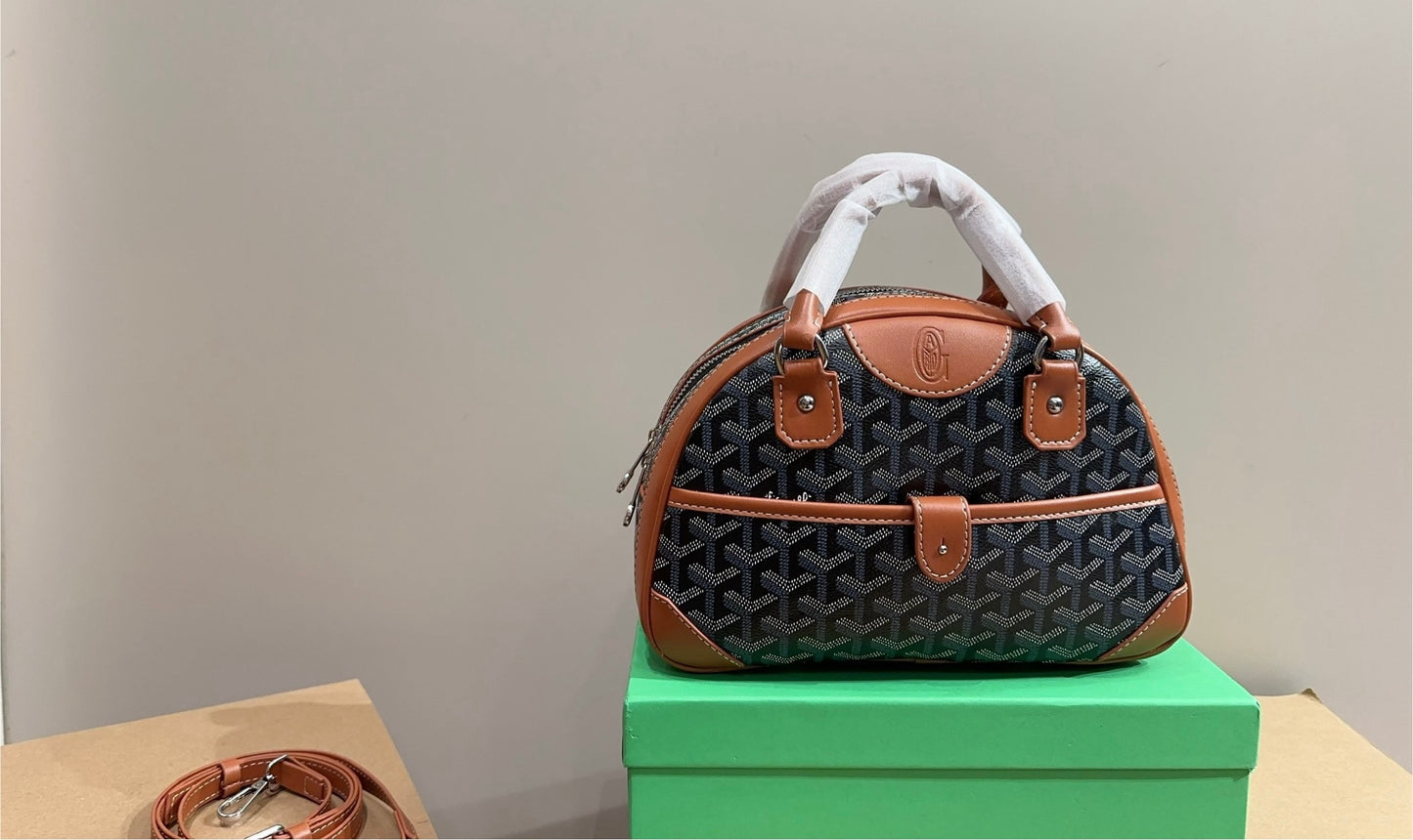 G*yard Brand Handbag ( 8 Colours )