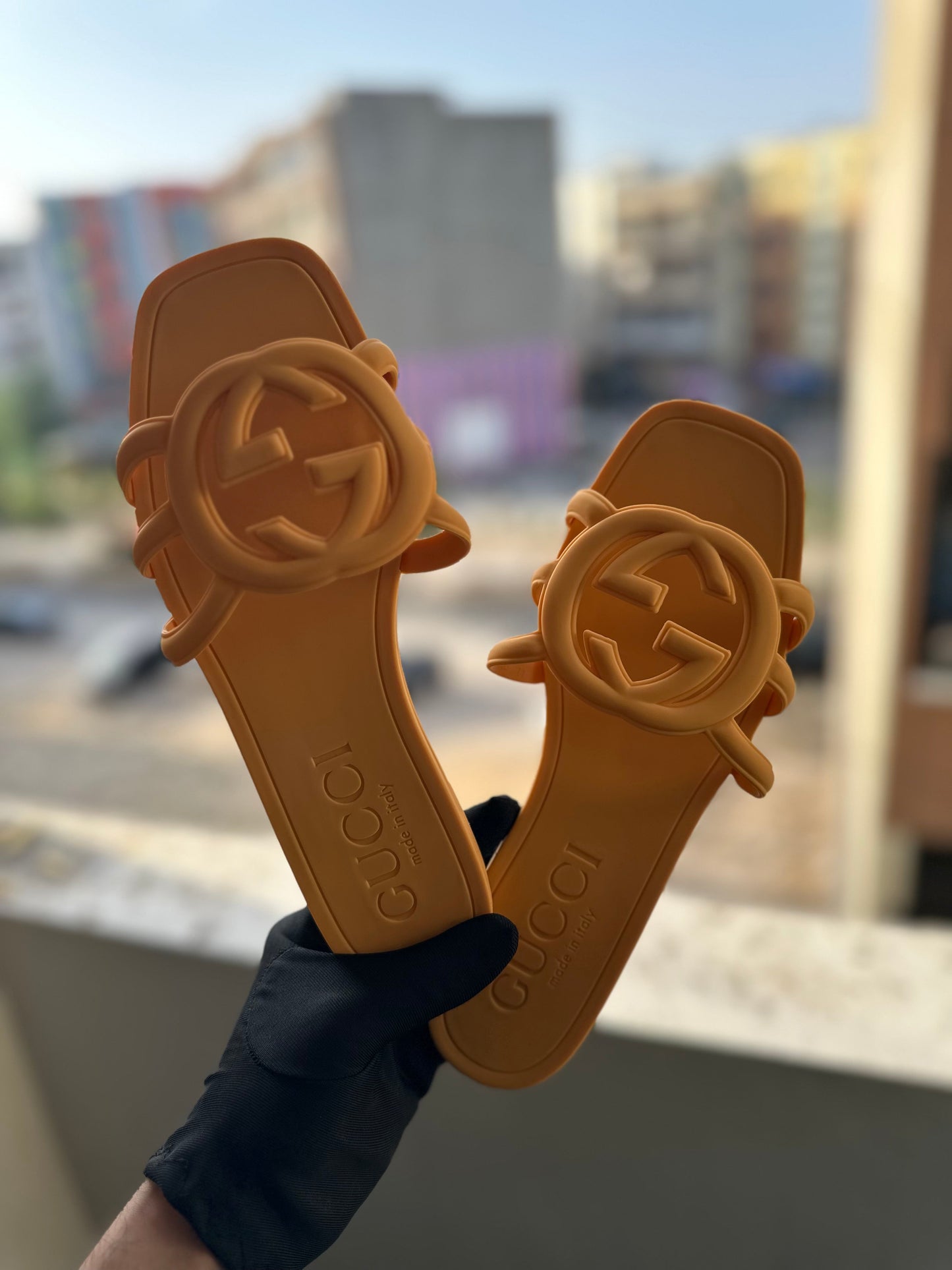 GG Slides Famous Brand