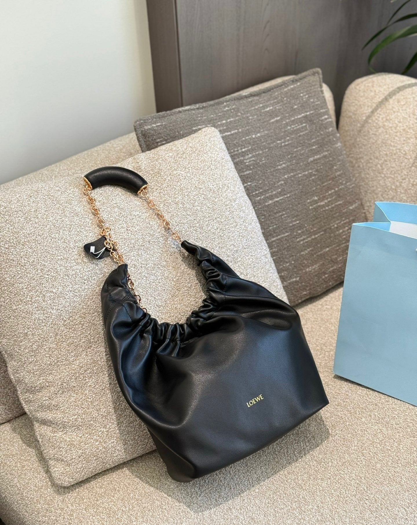 Lo*we Latest Handbags