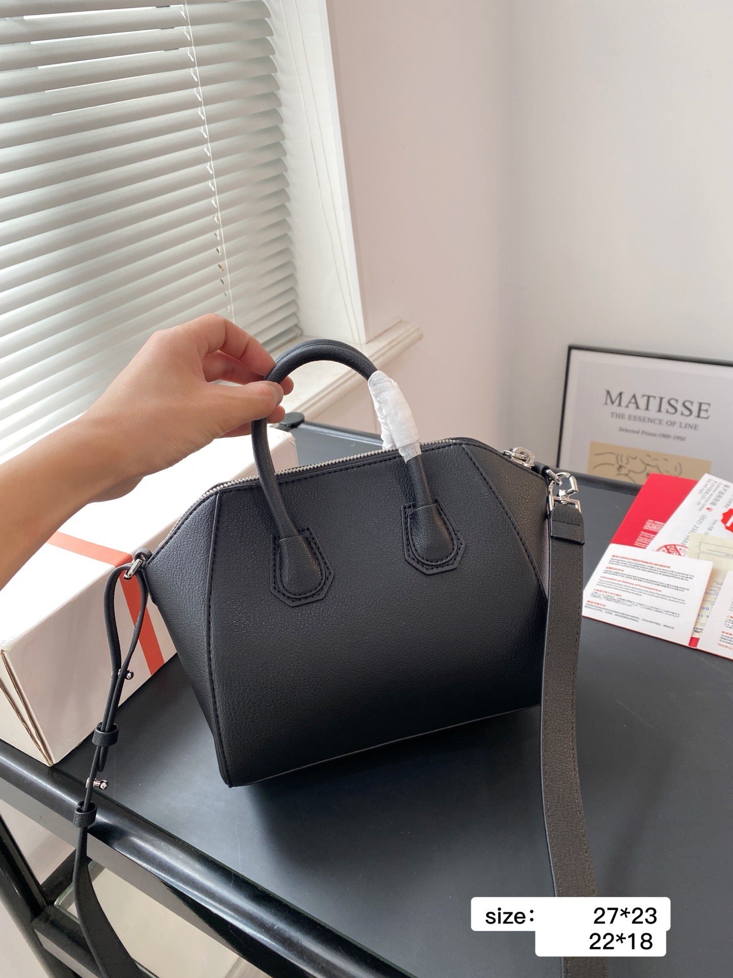 Giv*nchy Handbag ( 2 Sizes )