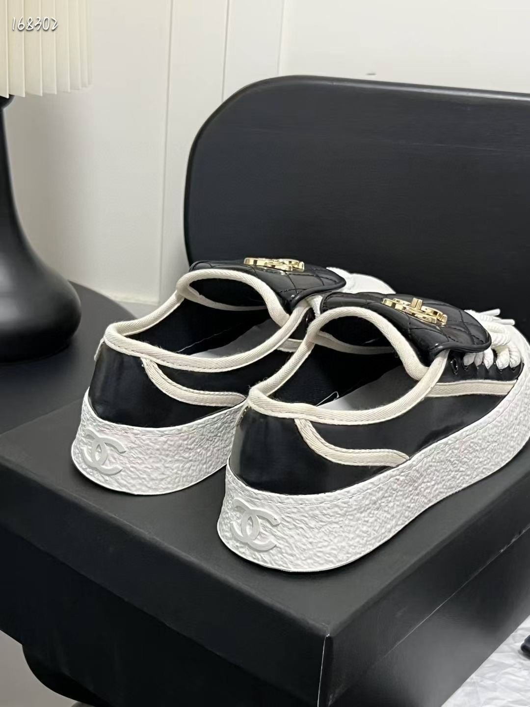 Cha*el Shoes ( 2 Colours )