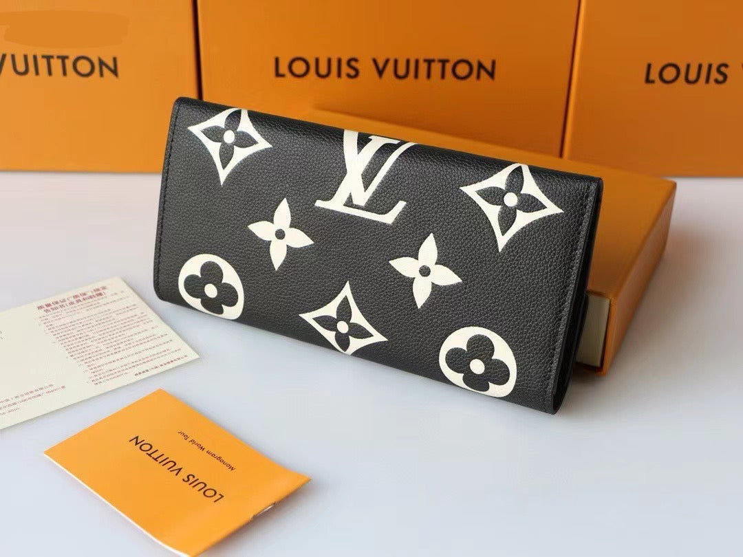 Lv Flap Wallet