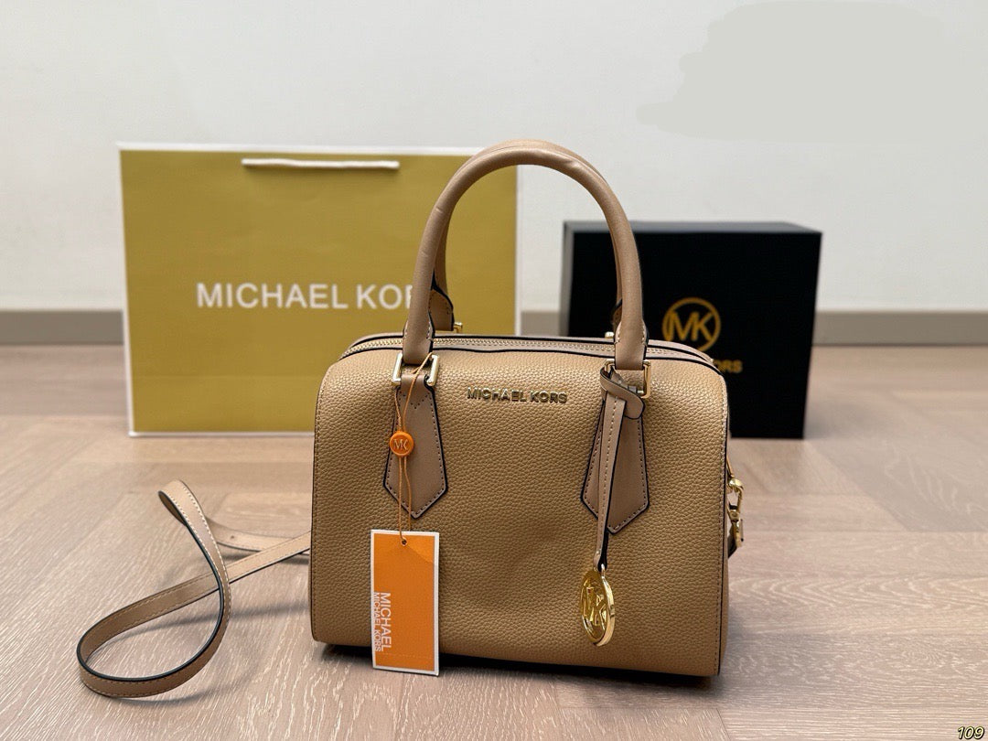 MK Famous Handbags ( 5 Colours )