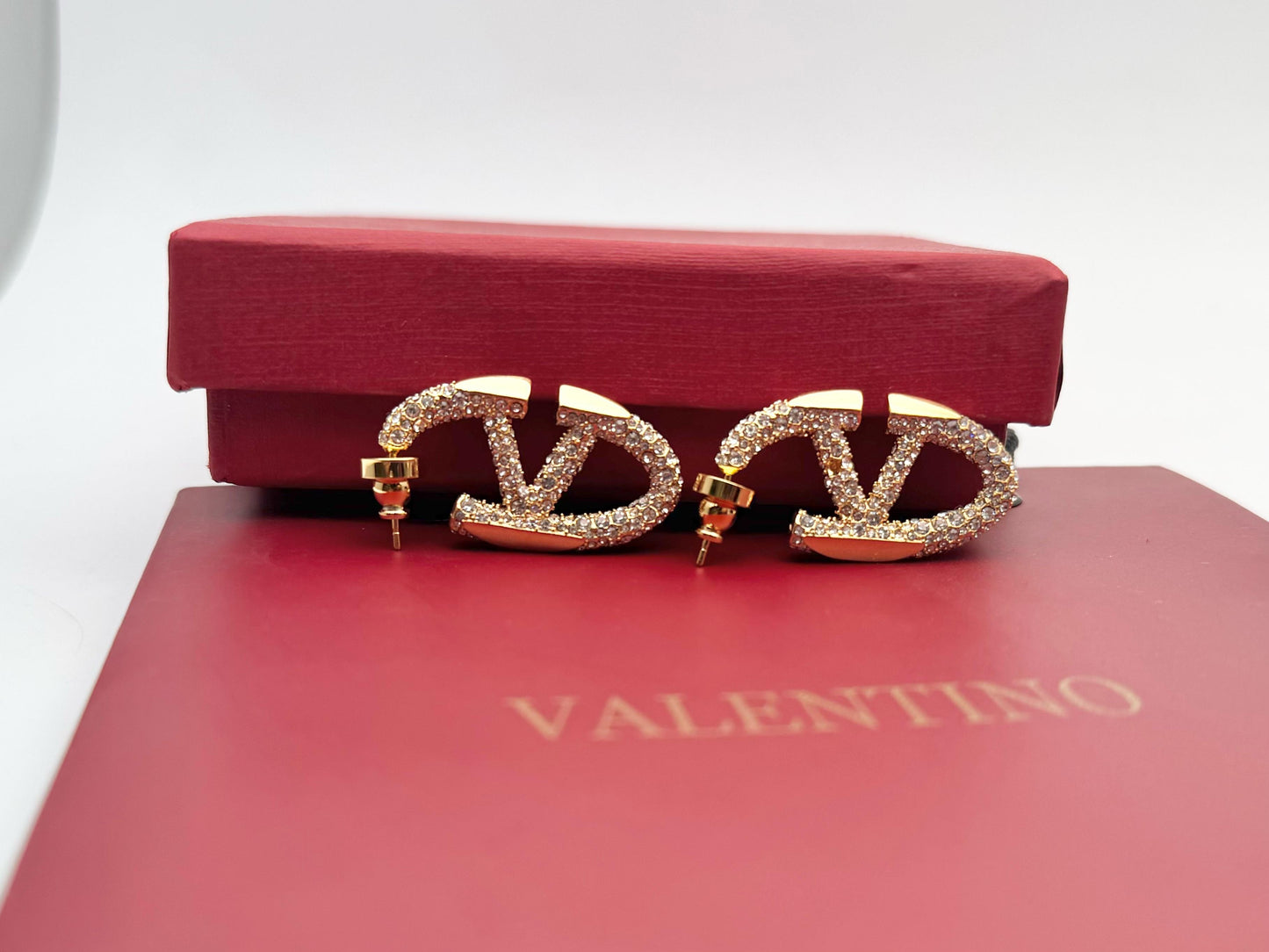 Vale*tino Ear rings