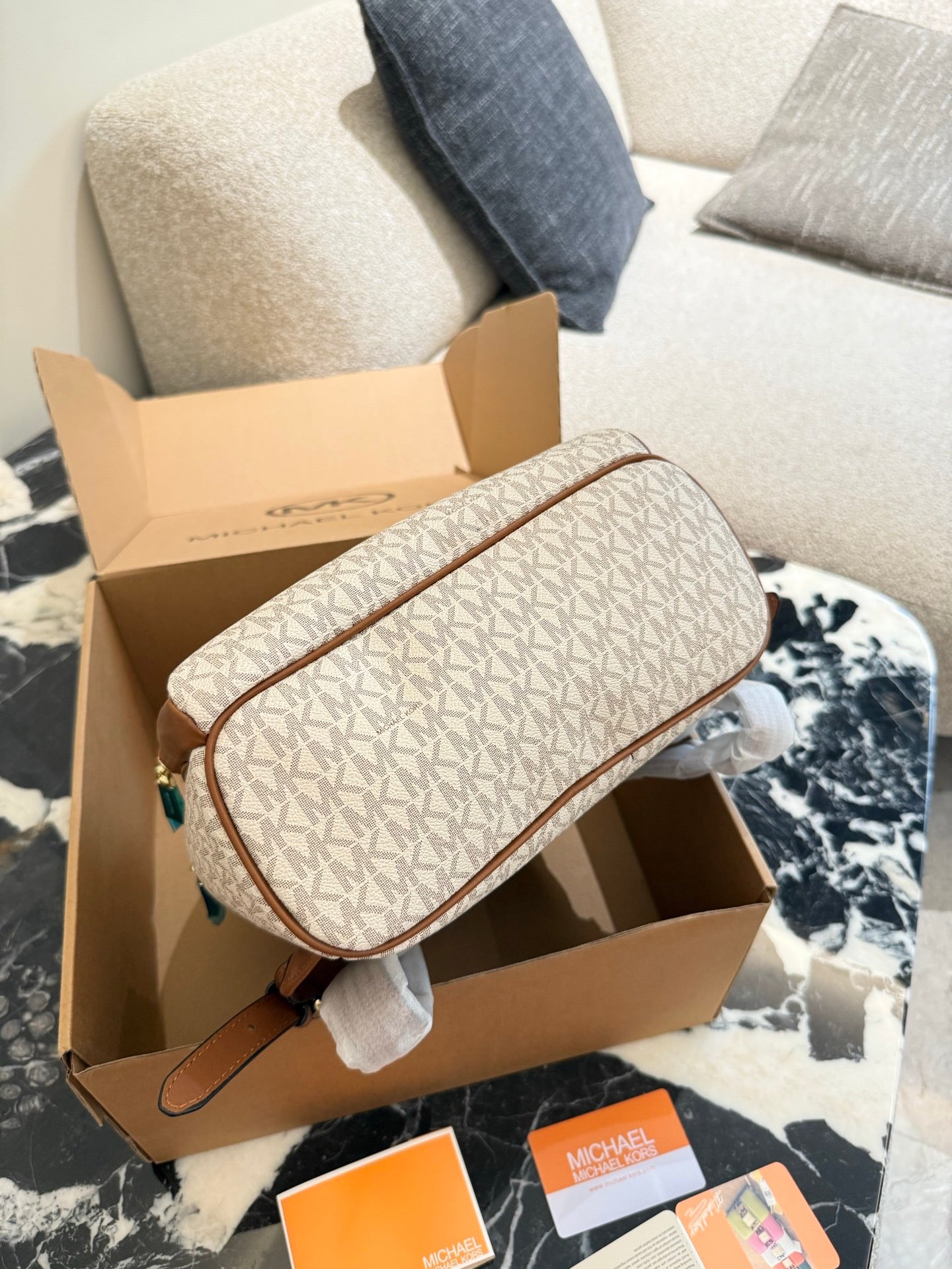 MK Bag-pack Abbey Series ( 4 Shades )