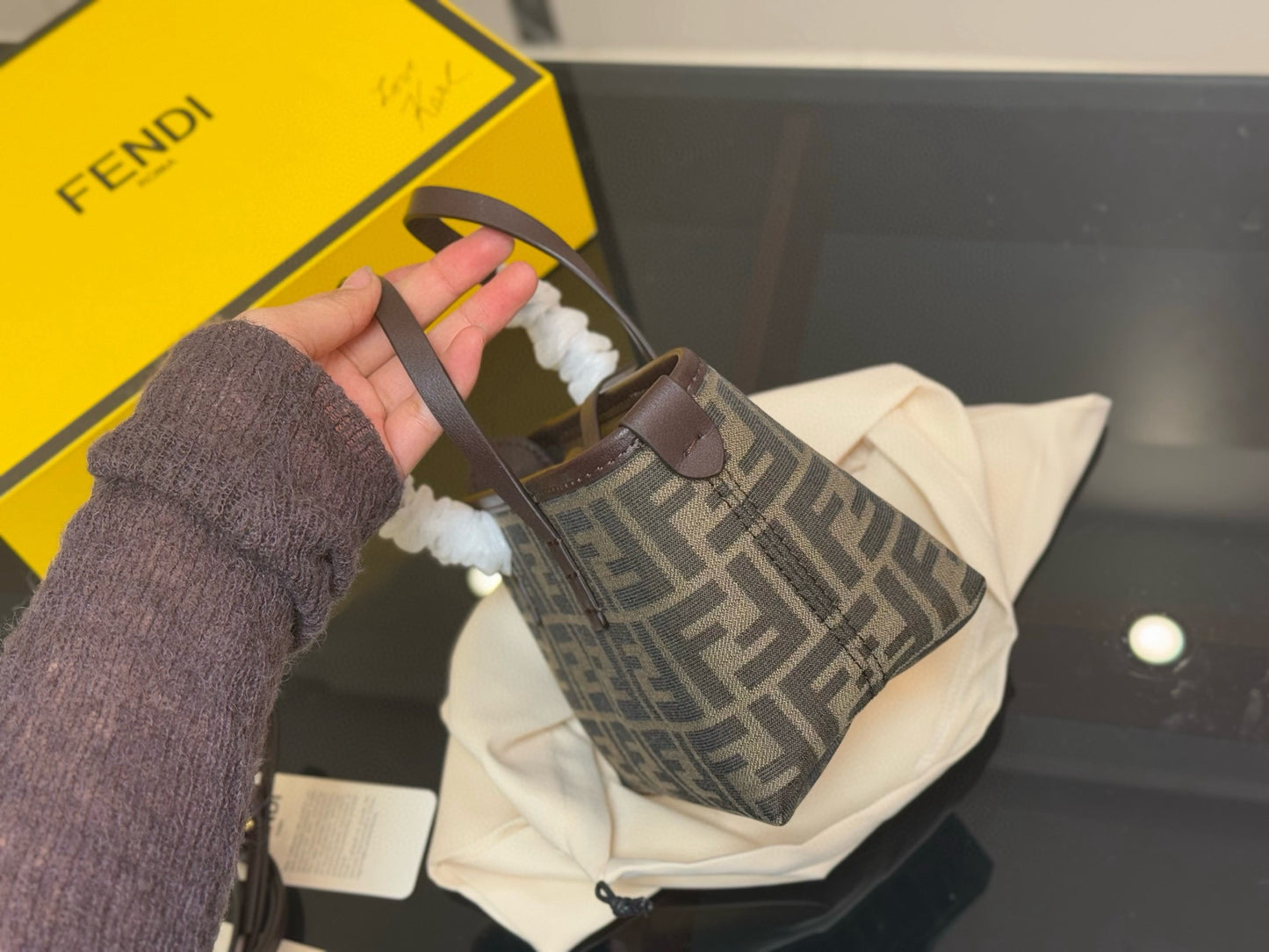 Fe*di Basket Handbag