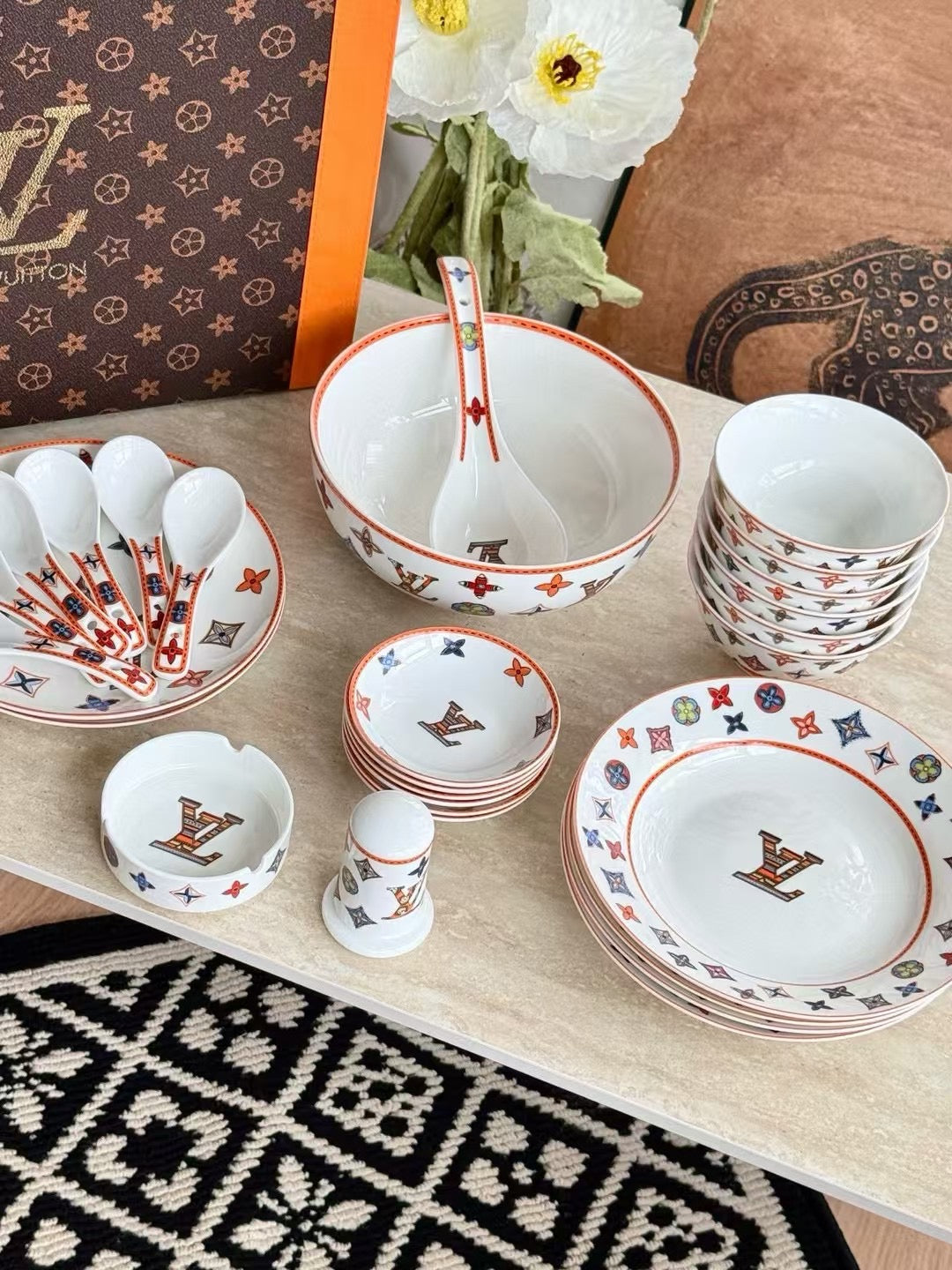 Lv Bone Dinnerware Set
