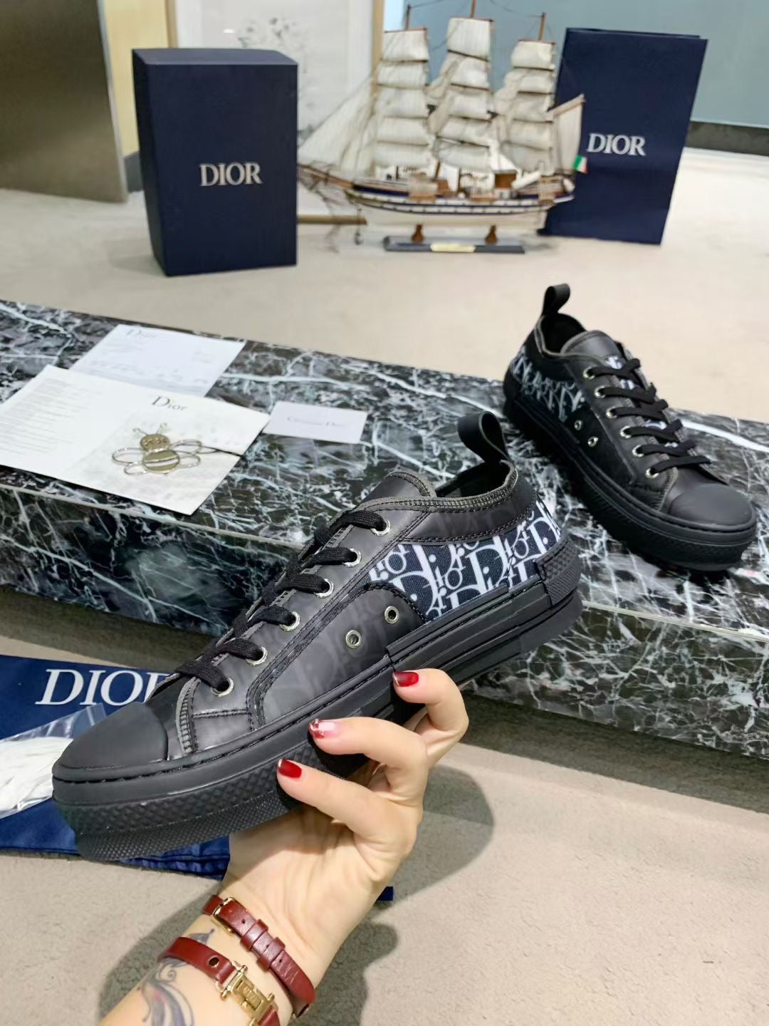 Di*r Shoes - Arrival ( 2 Colours )